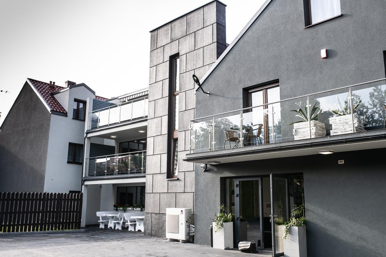 Willa Plaza เวบา ภายนอก รูปภาพ